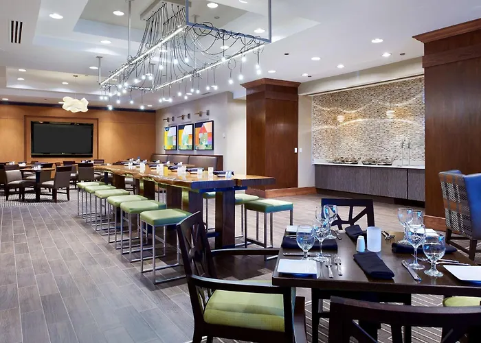 Hotel Hilton Minneapolis-st Paul Airport 4*