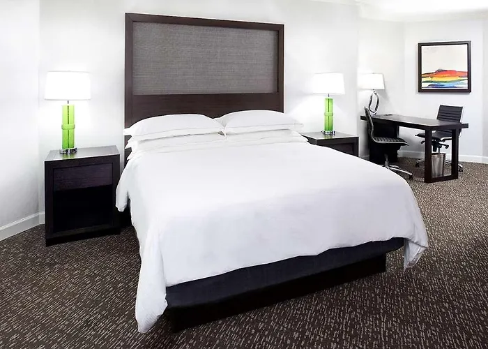 Hotel Hilton Minneapolis-st Paul Airport 4*