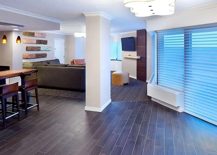 Hilton Minneapolis-st Paul Airport 4*