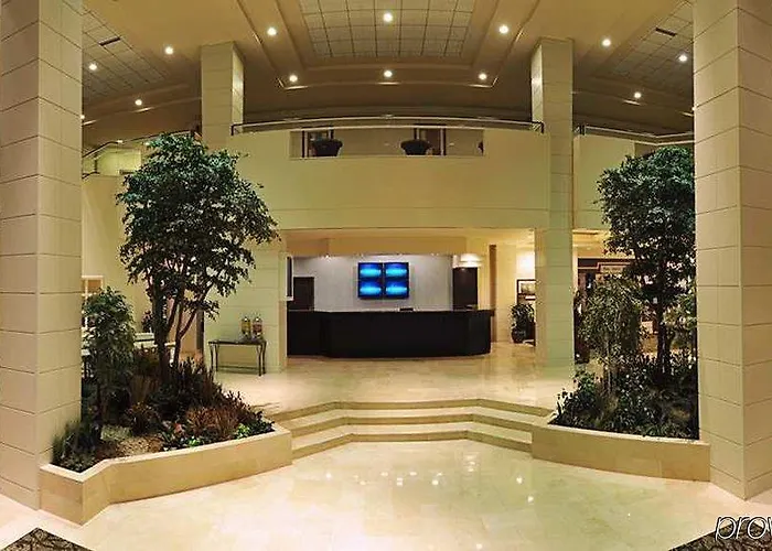 Hilton Minneapolis-st Paul Airport 4*